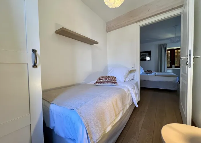 Hameau D'eguisheim 3* إِجويشا
